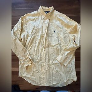 Ralph Lauren Men’s Button Down Shirt in Light Yellow, size Large